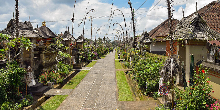 Auf Bali Rundreise traditionelle Dörfer entdecken