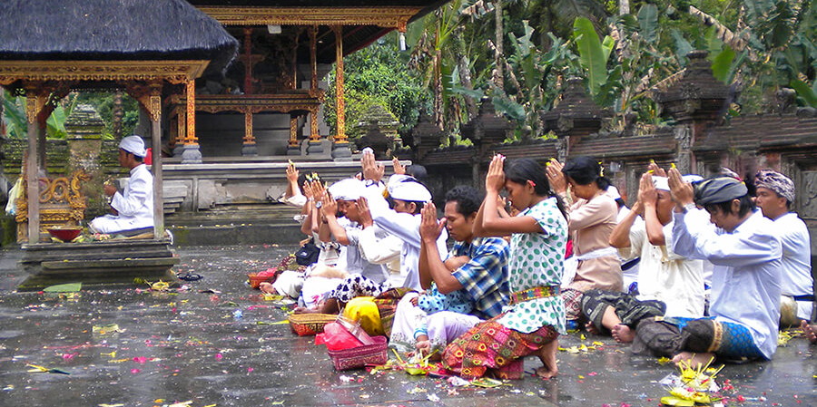 Gelebte Religion auf Bali im Muttertempel Besakih