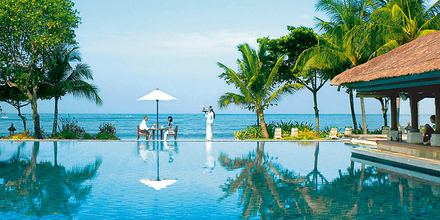 Eine der sechs Poolanlagen im Hotel Intercontinental Bali Resort