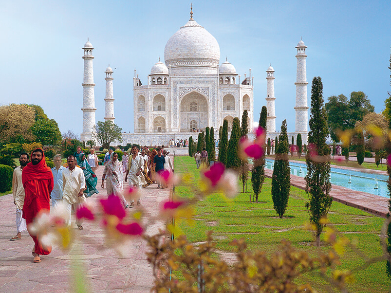 Keine Indien Reise ohne den zauberhaften Taj Mahal in Agra