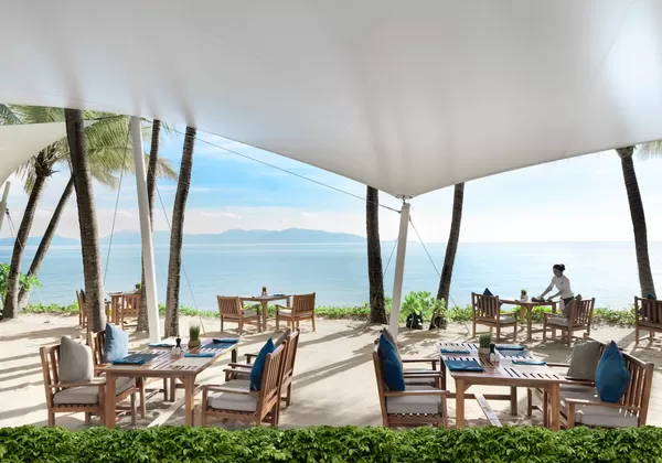Restaurant vorne beim Strand mit Meerblick, Hotel Santiburi Koh Samui