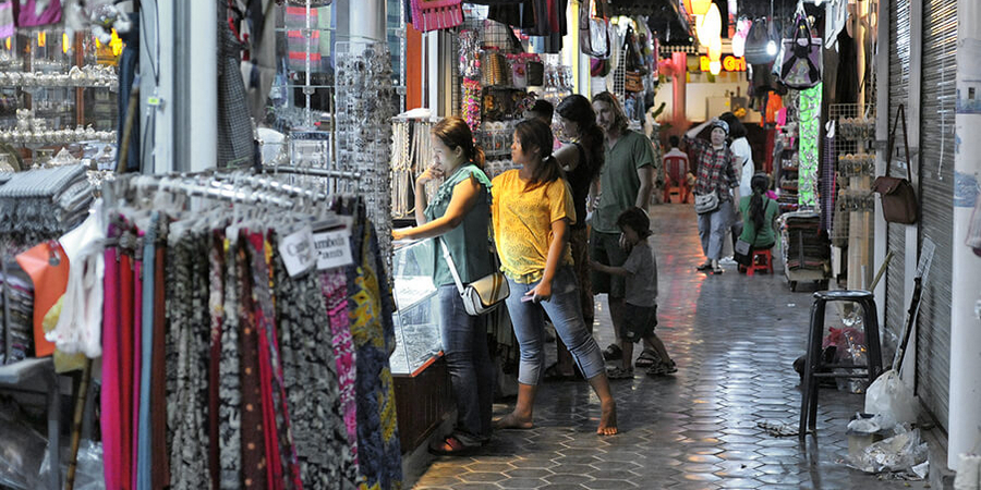Bunt und lebhaft: der Nachtmarkt in Siem Reap