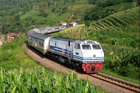 Grosse Asien Rundreise inklusive Zugfahrt in Java