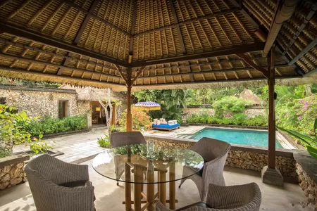 Pavillon, Garten und privater Pool der Zimmerkategorie Pool Villa im Oberoi