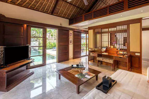 Grosszügige Deluxe Pool Villa mit eigenem Pool im Jimbaran Puri