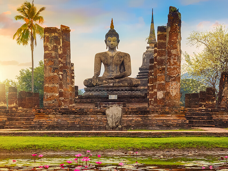 Thailand Rundreise zu den Ruinen von Sukhothai