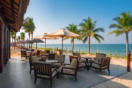 Beachbar mit Meerblick - ideal für einen stimmungsvollen Drink