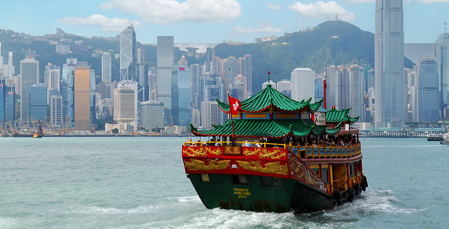 Zusatzprogramm Hongkong - moderne Skyline vor dem Victoria Peak