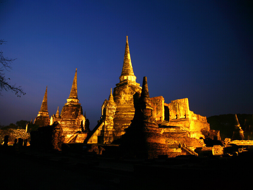 Beste Reisezeit für Thailand und Besichtigungen der Tempel von Ayutthaya ist im Winter