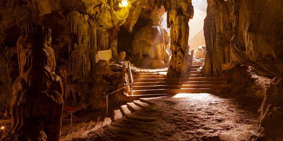 Besuch der Khao Luang Höhle auf der Südthailand Rundreise